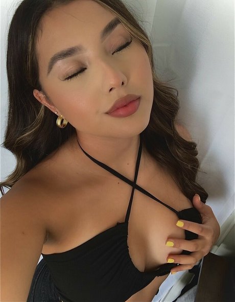 Gisselle Next Door model freie bild