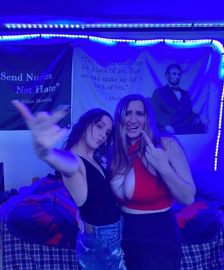 Angelina C hd erwachsene bilder