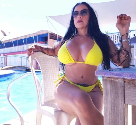 Marisol Saravia nackt nette bild