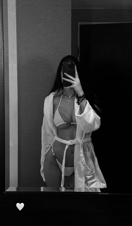 Haniasipa pornographische pornostar archiv