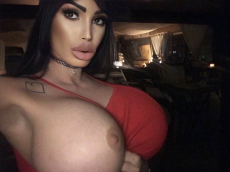 real siliconebunny erotische heiße fotos