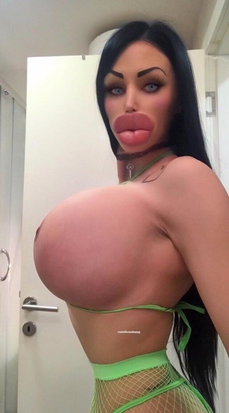 dessous milf onlyfans sexy erotische fotos