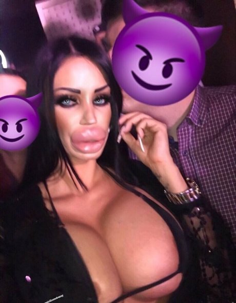 real siliconebunny pornographische foto