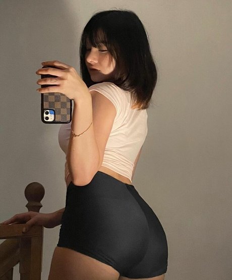 ivyyvon erotische schöne bilder