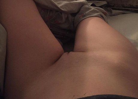 SleepyDinosaur pornostar erotische bilder