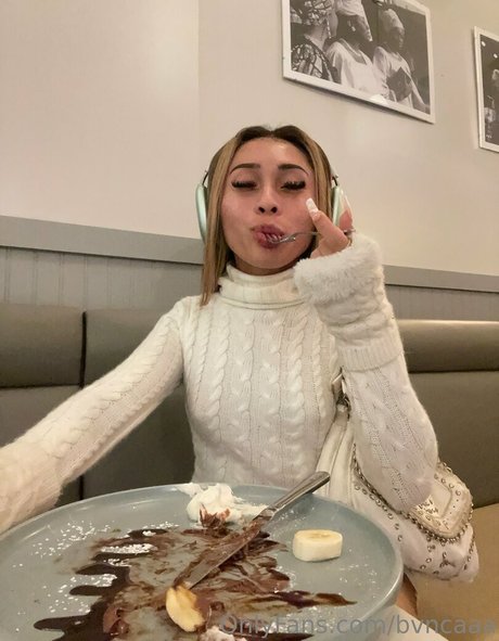 bvncaaa erotische schöne bild