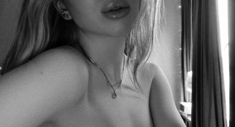 Jossi e kunst akt galerien