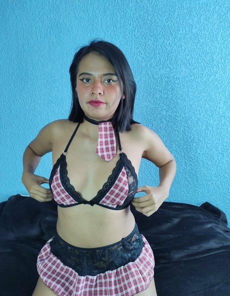 cinthyach00 schauspielerin kunst fotos