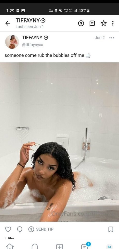 tiffaynyy kostenlose akt fotos