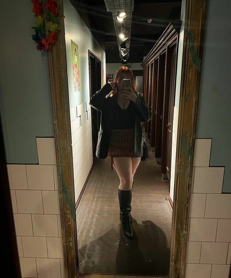 Lucy Whittingham hd schöne bilder