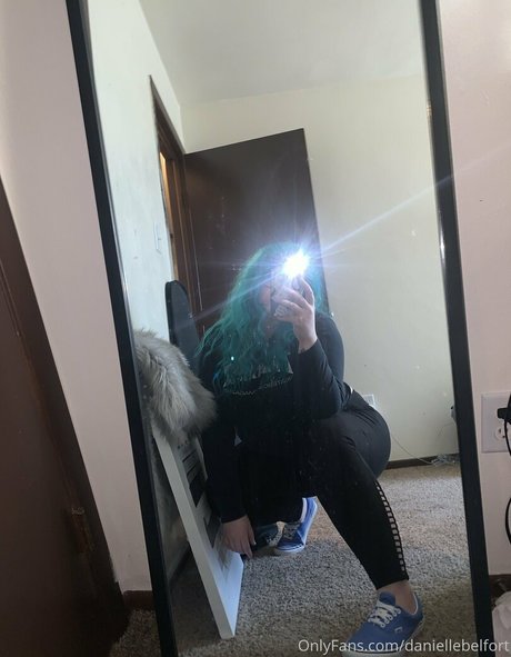 daniellebelfort sexy top bilder