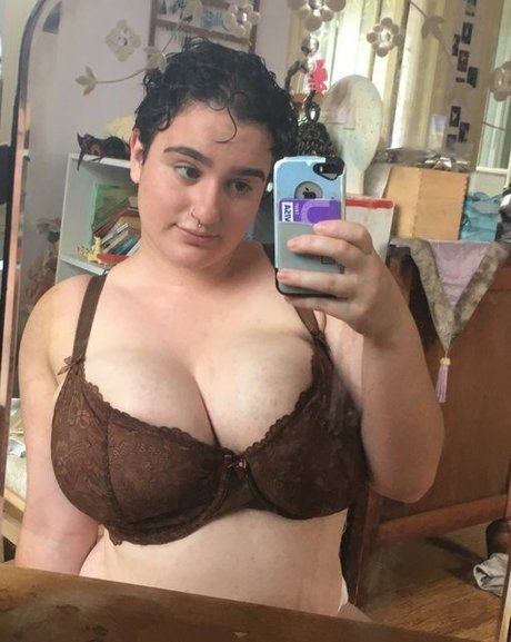 Alida Roos exklusive erwachsene fotos