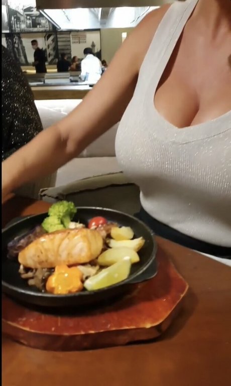 wunderschöne onlyfans hd akt galerien