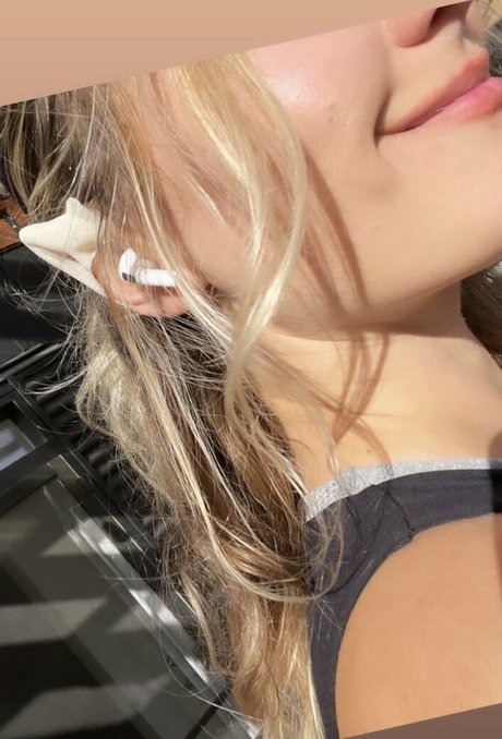 blondine masturbiert nur fans nackt pornografische galerien