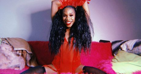 shemale-onlyfans kunst top bilder