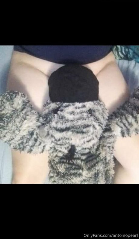 antoniopearl xxx nackt fotos