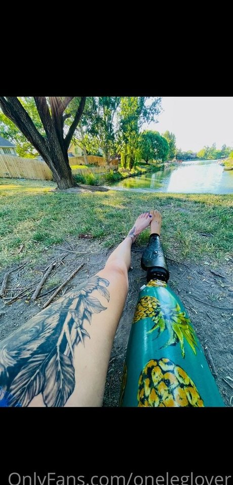 oneleglover erwachsene pornostar bild