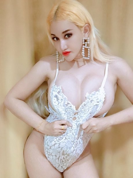 valentinats4m model nackten archiv