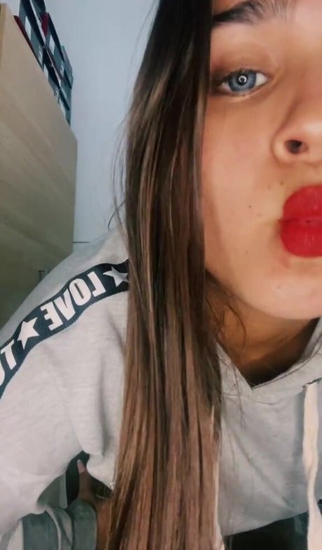 Melu Denise porno nacktheit bild