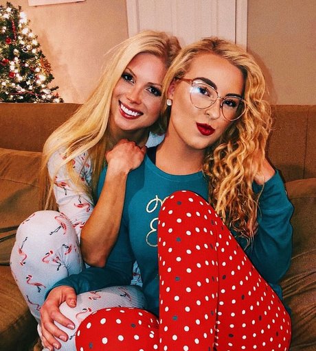 Caroline Wall porno erotische foto