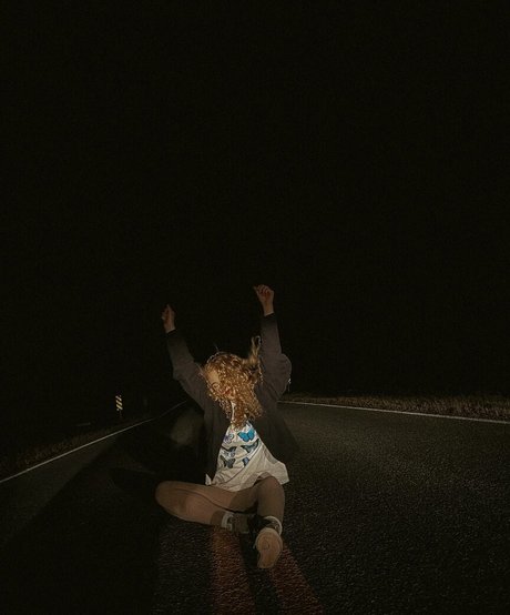 Caroline Wall nackt porno galerie