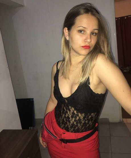 Agus Loudeiro model nette bild