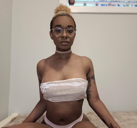 dicke asiatische onlyfans kostenlose hd bild