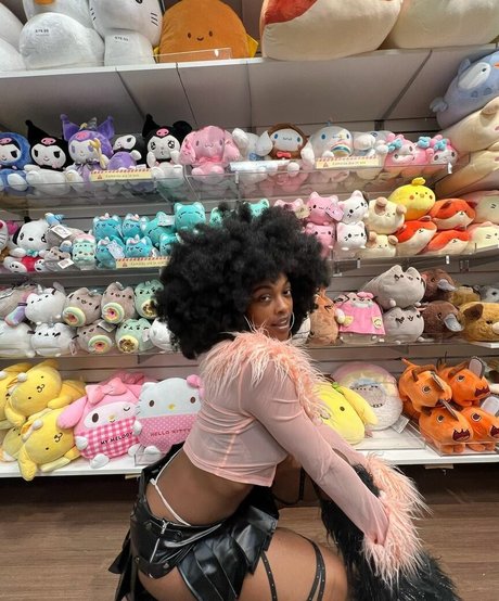 Kalenbree pornographische bild