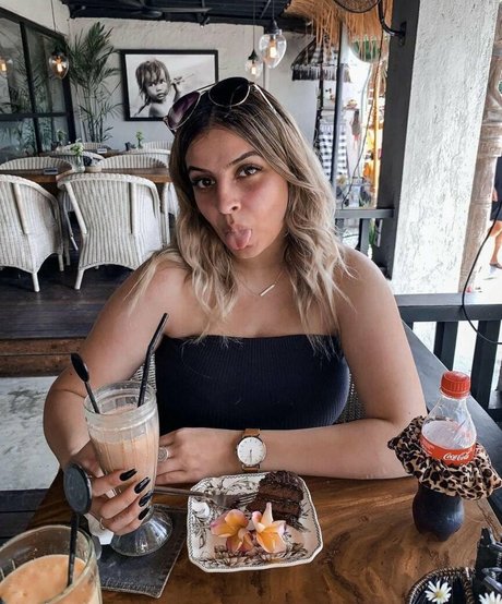 Chloe C heiße pornografische bilder