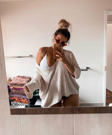 Chloe C pornostar nackte fotos