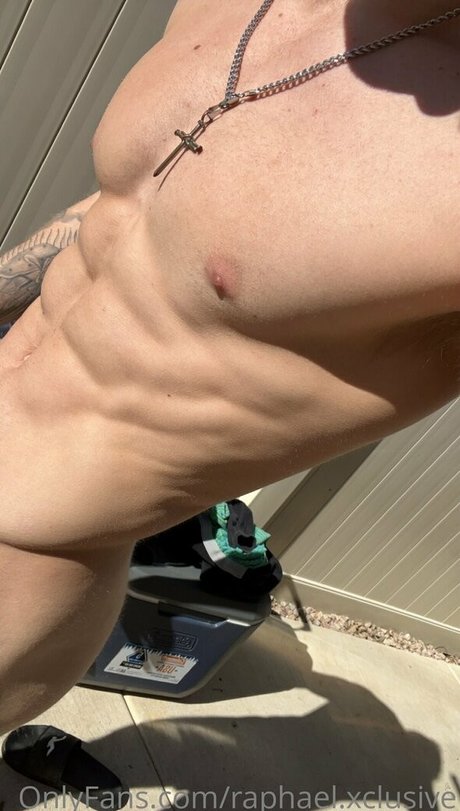 nocapraph exklusive pornostar bild