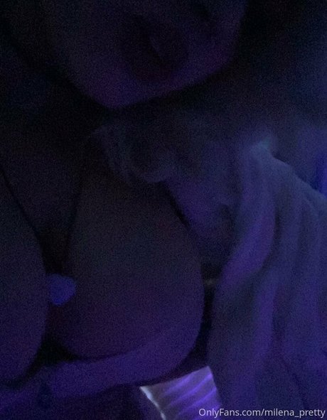 milena pretty schauspielerin akt galerien