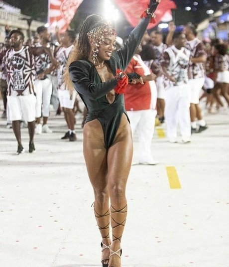 shemale sperma im mund onlyfans xxx erotische galerien