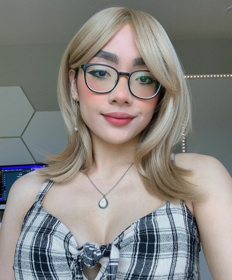 honeebelle erotische pornostar fotos