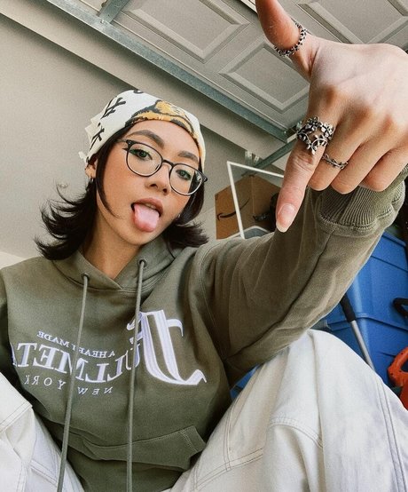 honeebelle freie exklusive archiv