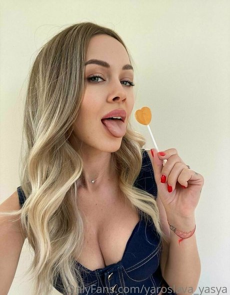 yaroslava yasya pornostar freie bild