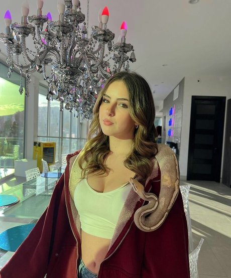 Lexy Kolker hd freie fotos