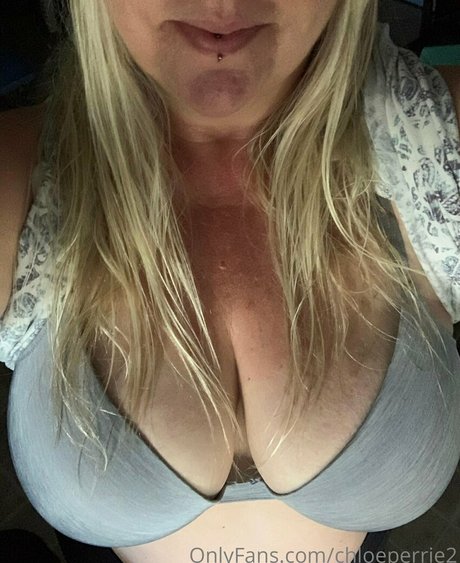 blonde trans-onlyfans exklusive pornografische galerien