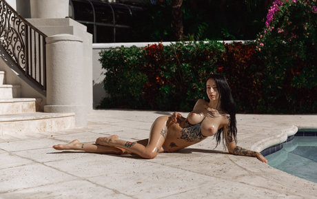 Lavishsuicide hübsche pornografische fotos