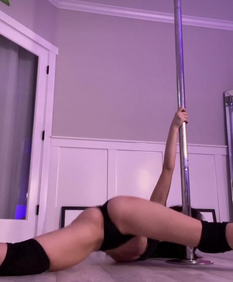 Cameron Canela kunst nackte foto