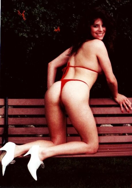 Nikki Dial kostenlose erotische bilder