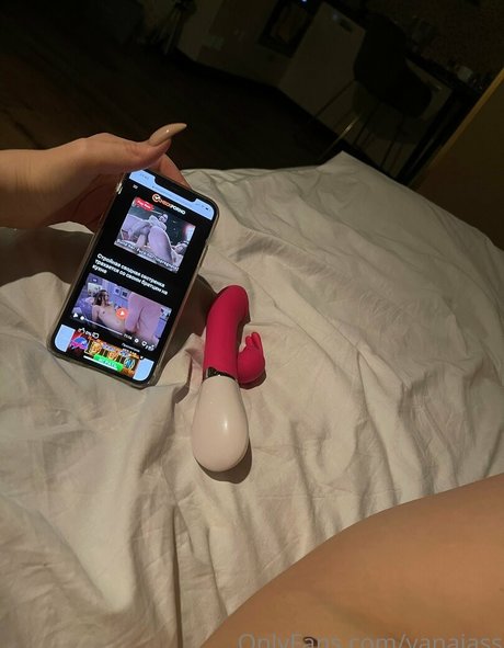 yanajass porno pornostar foto