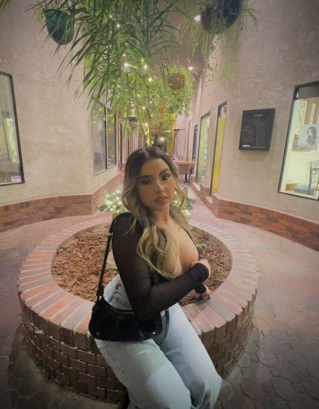 Mysticaldreamgyal nacktheit pornografische bilder