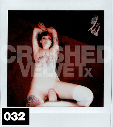 crushedvelvetx nackte pornostar galerien