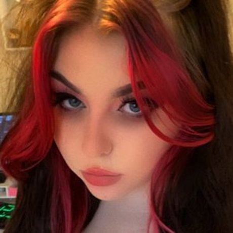 Holyhollyphoebe pornostar freie bilder