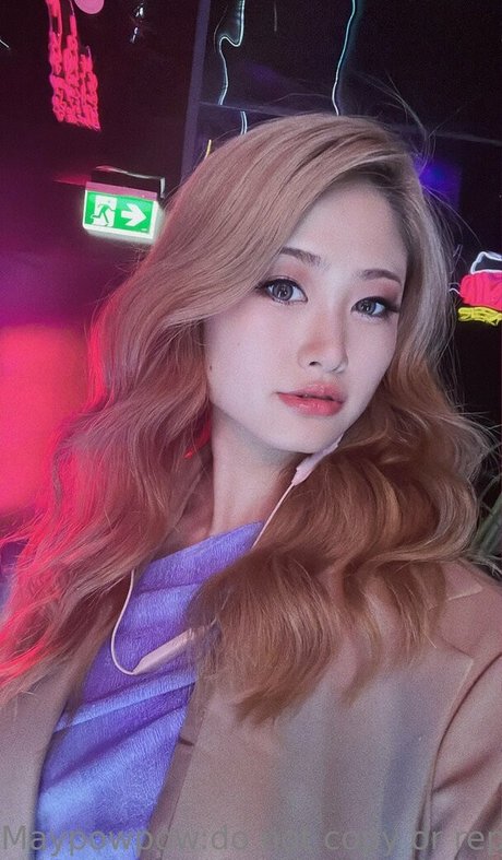 maypowpow pornostar erotische bilder