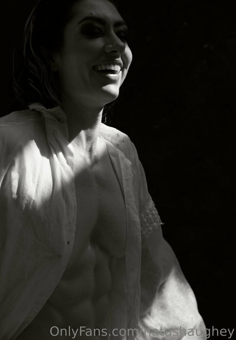 nackte trans-onlyfans kunst erotische archiv