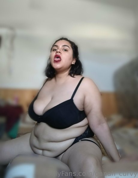 danah curvy nackt akt galerien