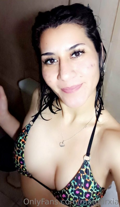 margarxia nacktheit perfekte foto