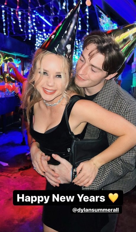 Brec Bassinger kostenlose erotische galerien